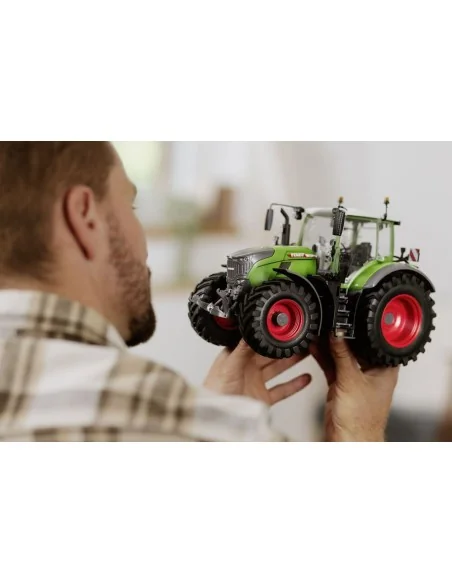 Fendt 728 Vario, 1/20 - Revell 07827
