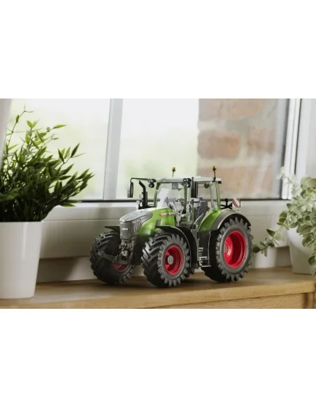 [NO_DESC] Fendt 728 Vario, 1/20 - Revell 07827