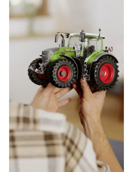 Fendt 728 Vario, 1/20 - Revell 07827