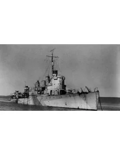 HMS 'St Albans' Allied destroyer, 1/400 - Mirage Hobby 40609 2