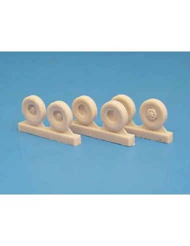 TATRA 111-138 wheels, 1/87 - Hauler HLR87086