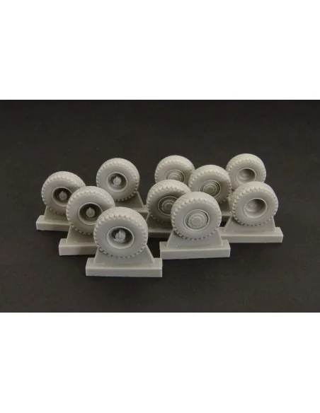 T-815-2 ARMAX baloon wheels, 1/87 - Hauler HLR87139
