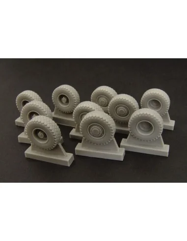 [NO_DESC] T-815-2 ARMAX baloon wheels, 1/87 - Hauler HLR87139