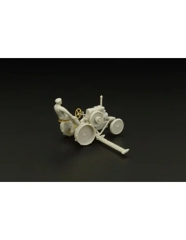 Svoboda with Grass chopper, 1/87 - Hauler HLR87178