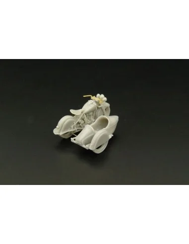 Indian CHIEF with sidecar 1940-53, 1/87 - Hauler HLR87188