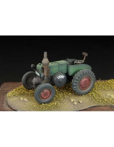 Lanz Bulldog 30HP, 1/72 - Hauler HLP72018