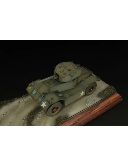 AEC Mk III armored vehicle, 1/72 - Hauler HLP72023