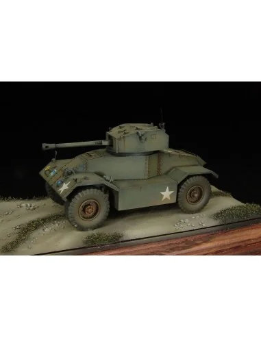 AEC Mk III armored vehicle, 1/72 - Hauler HLP72023