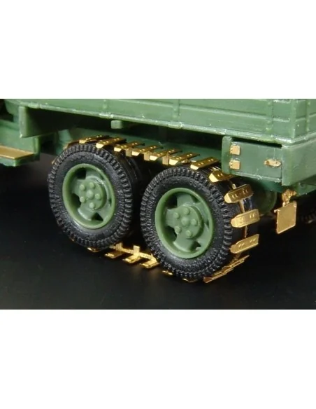 GAZ AAA Tracks (UM models), 1/72 - Hauler HLH72015