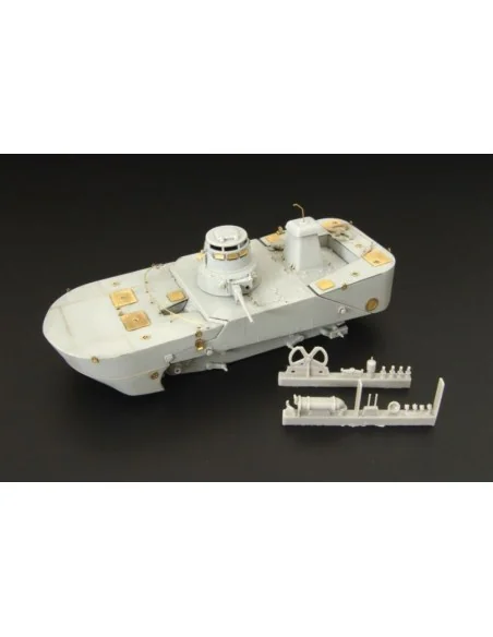 Type 2 Ka-Mi w-Floating Pontoon (Dragon), 1/72 - Hauler HLH72019
