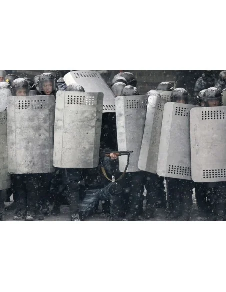 Ukraine police shield (4pcs), 1/72 - Hauler HLH72045