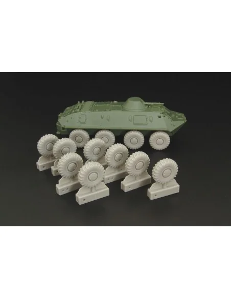 [NO_DESC] BTR-60 Wheels (ACE, ICM, S-model), 1/72 - Hauler HLH72061