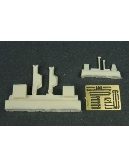 GERMAN tank jacks, 1/48 - Hauler HLX48024