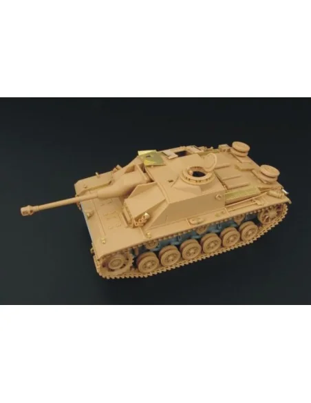 Stug III Ausf G, 1/48 - Hauler HLX48102
