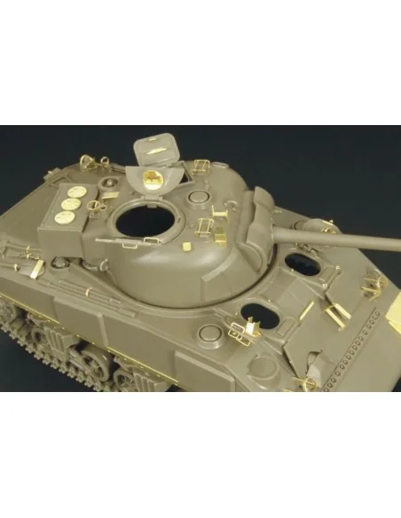 Sherman IC Firefly, 1/48 - Hauler HLX48129