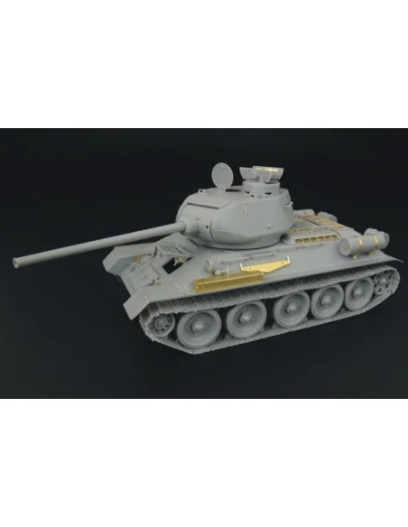 T-34-85 1944 Angle-Jointed Turret, 1/48 - Hauler HLX48153