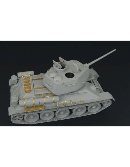 T-34-85 1944 Angle-Jointed Turret, 1/48 - Hauler HLX48153