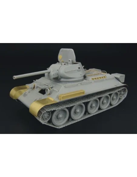T-34-76 1942 Factory No 112, 1/48 - Hauler HLX48157