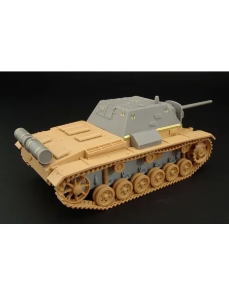 [NO_DESC] Su-76i, 1/48 - Hauler HLX48172