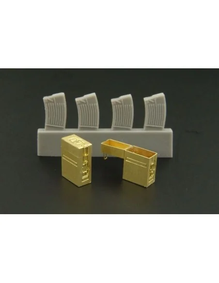 2cm FLAK magazines and boxes, 1/48 - Hauler HLX48205
