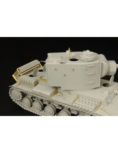 Pz Kpfw 754( r ) KV-2 HobbyBoss, 1/48 - Hauler HLX48234