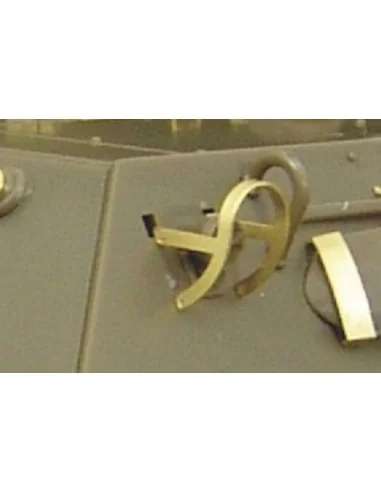 [NO_DESC] Lights&periscopes guards for U S: vehicles, 1/48 - Hauler...