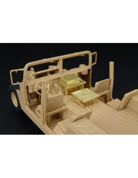 HMMWVE M1025 (hummer) INTERIOR, 1/48 - Hauler HLX48271