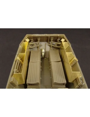 [NO_DESC] Sd Kfz 251-1 ausf C INTERIOR (AFV), 1/48 - Hauler HLX48277