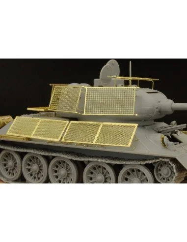 [NO_DESC] T-34-85 Improvized schurzen, 1/48 - Hauler HLX48284