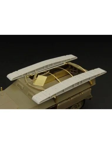Sd Kfz 251-7 Sturmbrücke, 1/48 - Hauler HLX48287