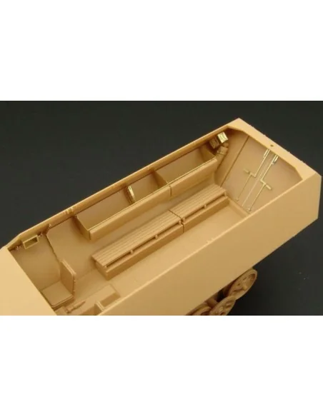 Sd Kfz 251-1 ausf D INTERIER (TAM), 1/48 - Hauler HLX48296