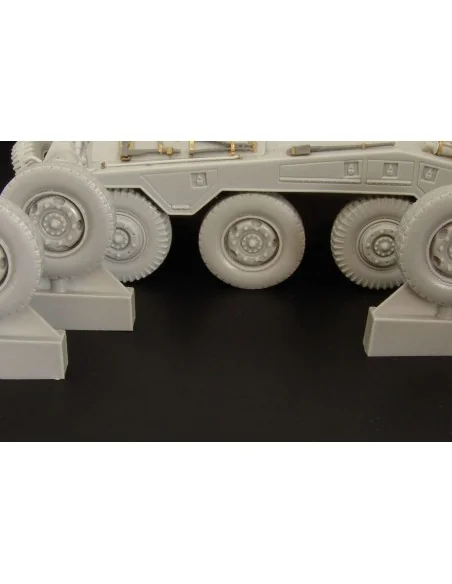 Sd Kfz 234 PUMA wheels, 1/48 - Hauler HLX48334