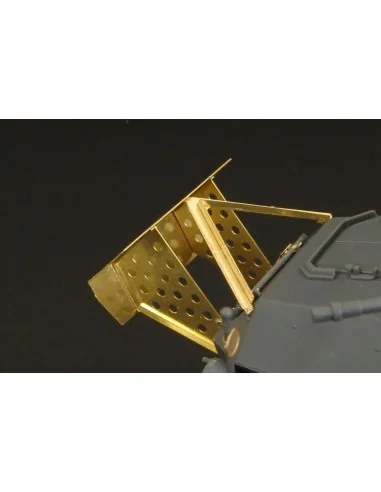 [NO_DESC] Sd Kfz 232 front bumper-spoiler, 1/48 - Hauler HLX48338