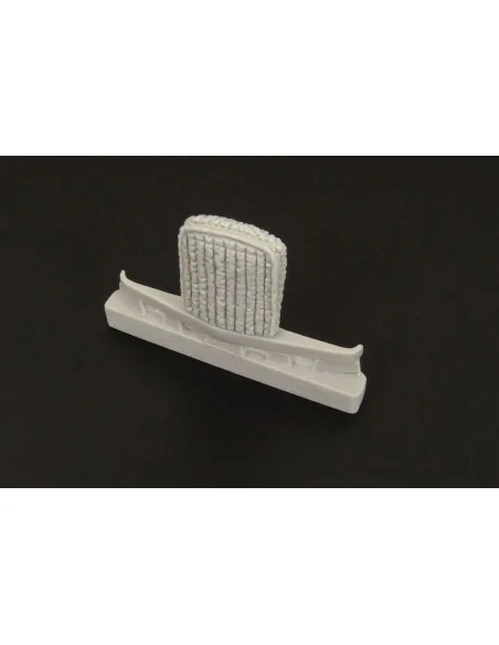Opel Blitz Winter Radiator Cover, 1/48 - Hauler HLX48340