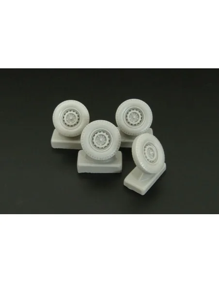 Wheels for GAZ family (ACE), 1/48 - Hauler HLX48356