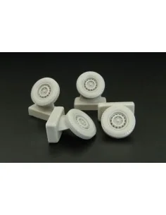 [NO_DESC] Wheels for GAZ family (ACE), 1/48 - Hauler HLX48356 2