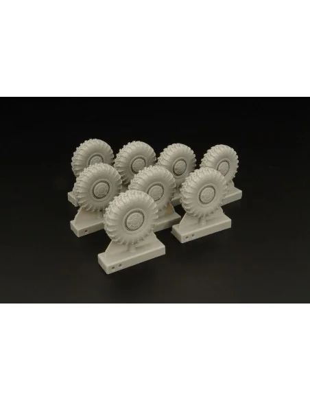 BTR-60 Wheels (Mikromir), 1/48 - Hauler HLX48377