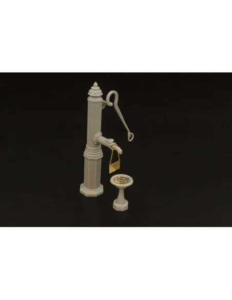 City water pump, 1/48 - Hauler HLF48013
