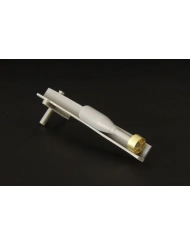 U S demolition rocket 7, 2 inch, 1/35 - Hauler HLU35017