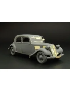 Citroen 11CV, 1/35 - Hauler HLU35019