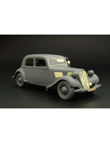 Citroen 11CV, 1/35 - Hauler HLU35019