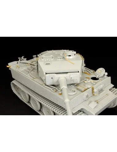 Tiger I ausf E - basic (6471 Italeri), 1/35 - Hauler HLU35063