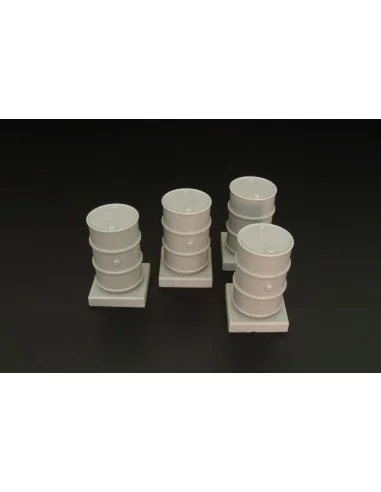 Steel barrels, 1/35 - Hauler HLU35083