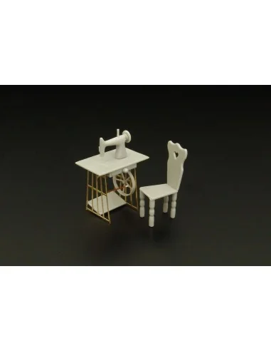 Singer sewing machine, 1/35 - Hauler HLU35085
