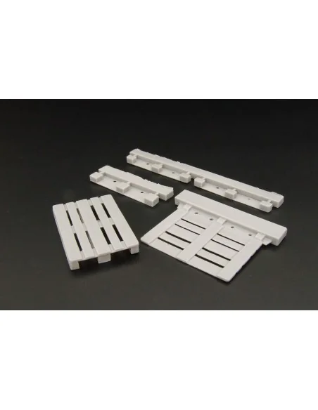 Euro pallet (2pcs), 1/35 - Hauler HLU35095