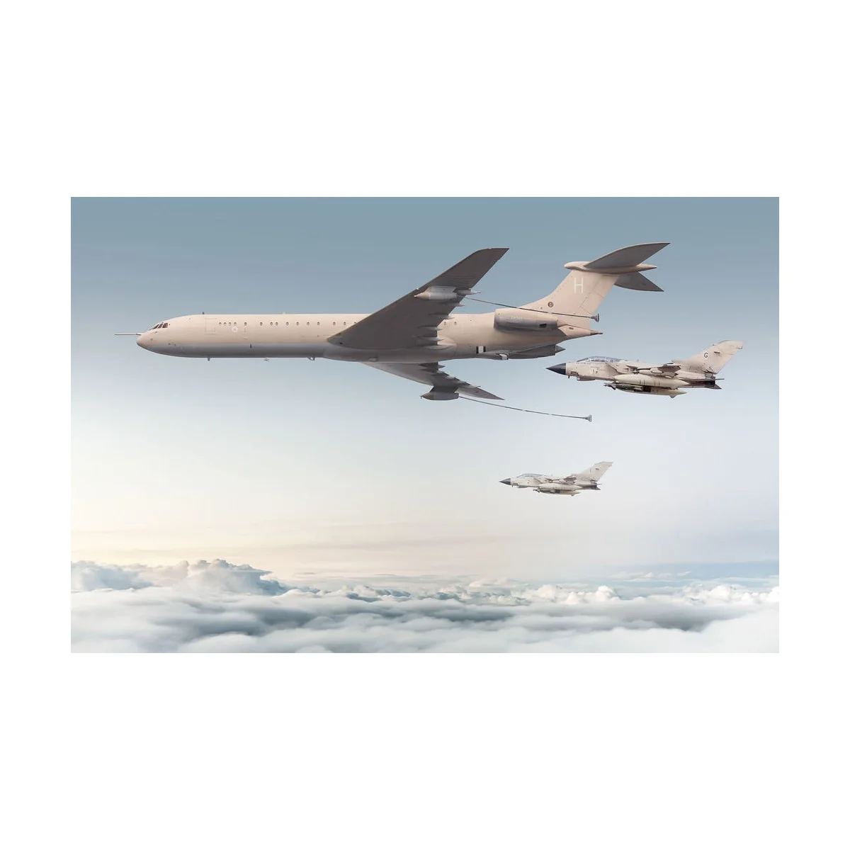 Vickers Super VC10 K3 Type 1164 Tanker, 1/144 - Roden 327 Vickers Super VC10 K3 Type 1164 Tanker, 1/144 - Roden 327