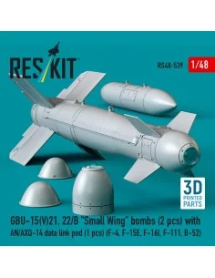GBU-15(V)21, 22/B Small Wing bombs (2 pcs) with AN/AXQ-14 data link... 2