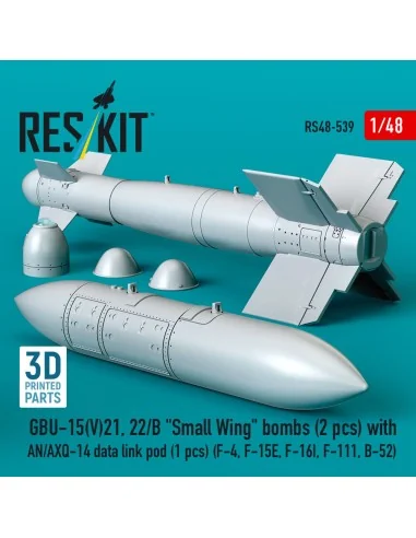 GBU-15(V)21, 22/B Small Wing bombs (2 pcs) with AN/AXQ-14 data link...