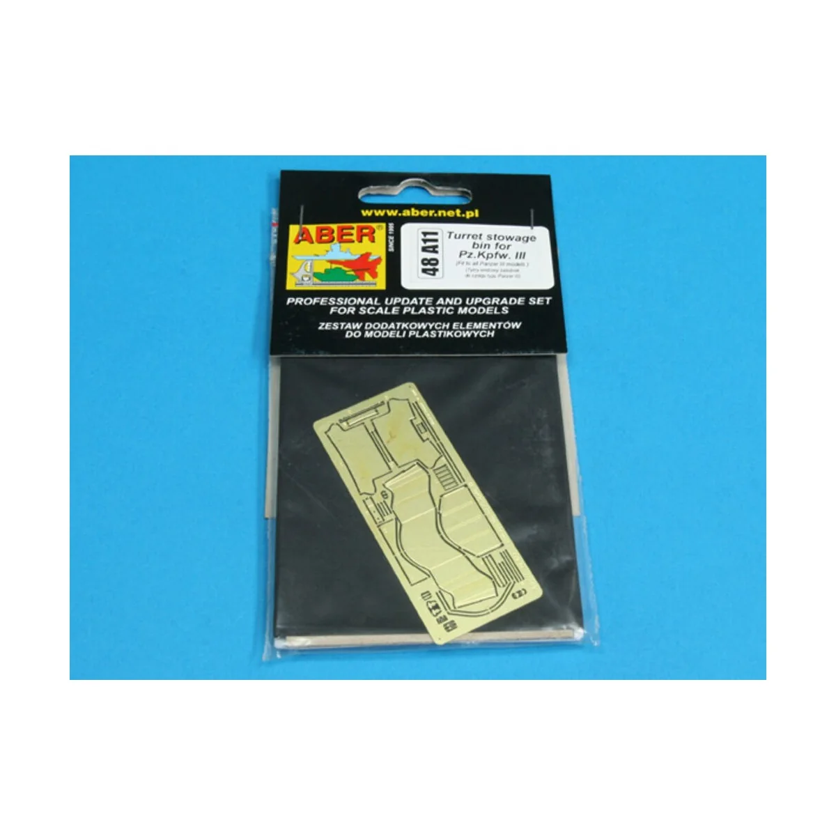 Turret stowage bin for Pz.Kpfw.III - Aber Models 48 A11