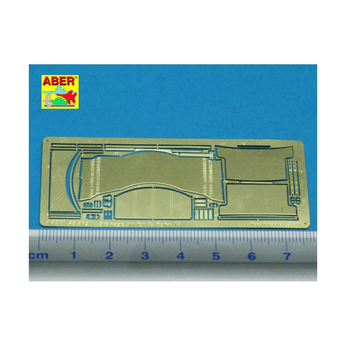 Turret stowage bin for Pz.Kpfw.IV, 1/48 - Aber Models 48 A12